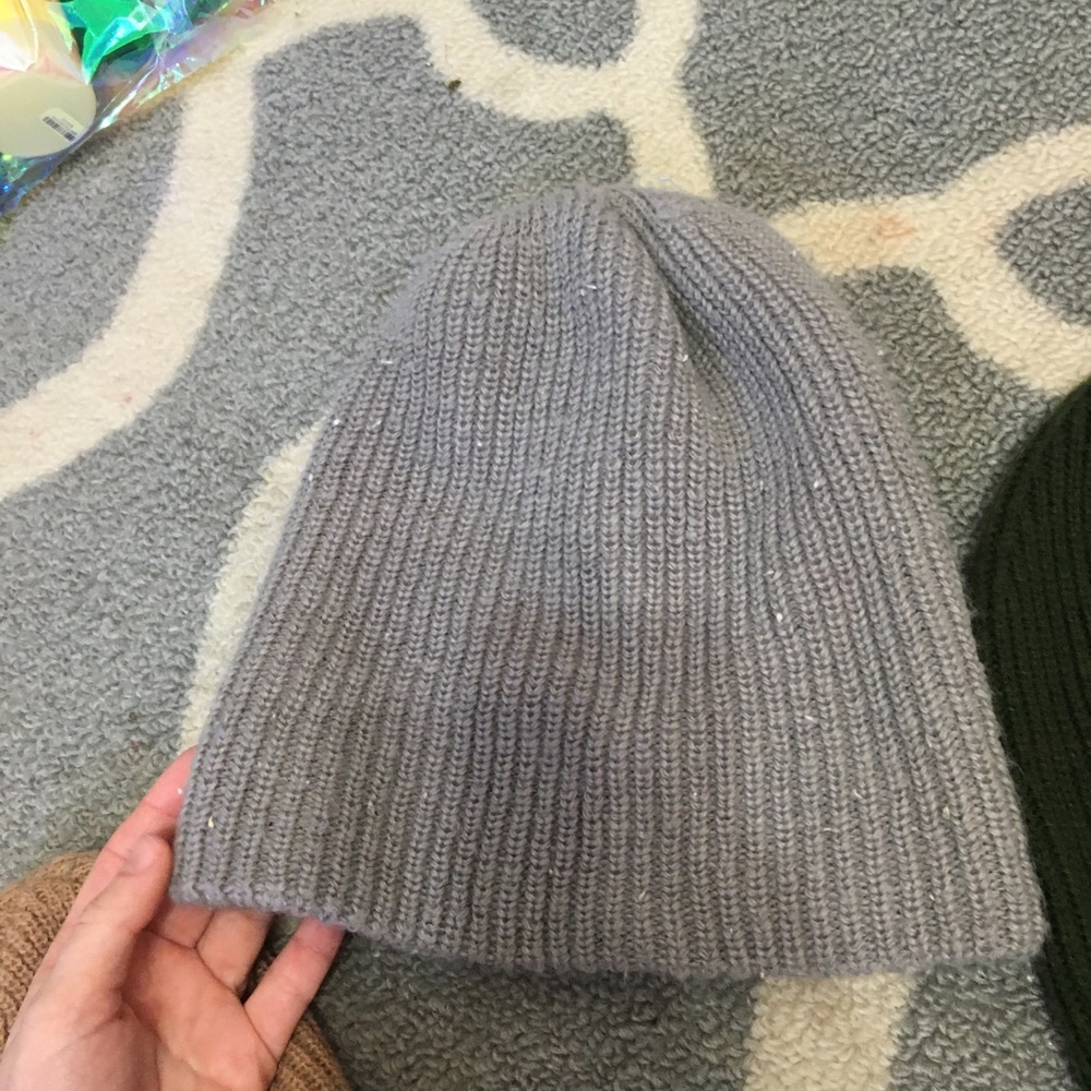 Hat bundle - Picture 4 of 4